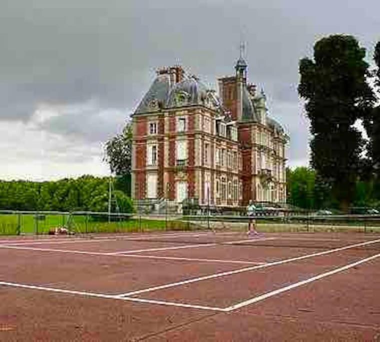 Charming Romantic Tower In Chateau Estate Ocquerre Luaran gambar